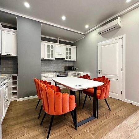 Gagarin Plaza Stylish Apartment Odessa Buitenkant foto
