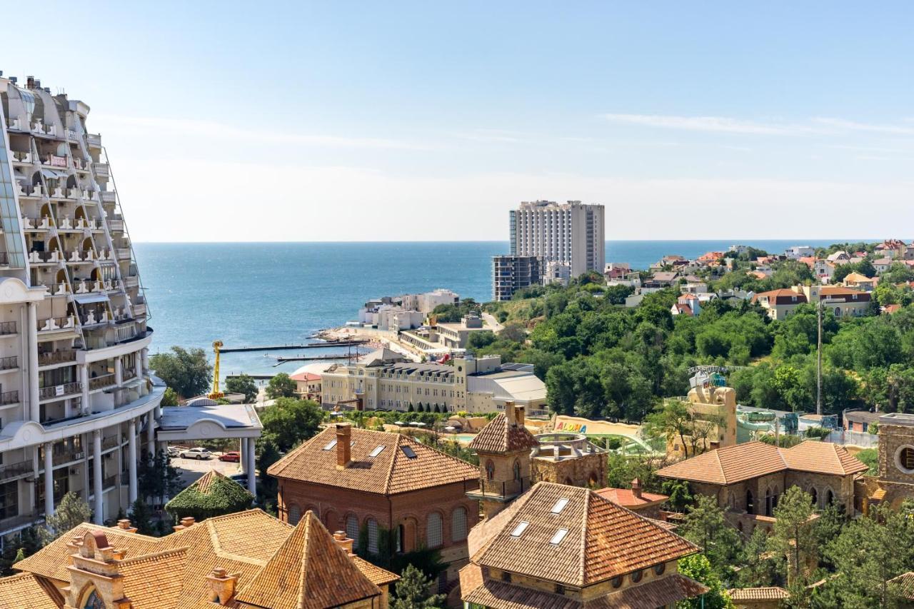 Gagarin Plaza Stylish Apartment Odessa Buitenkant foto