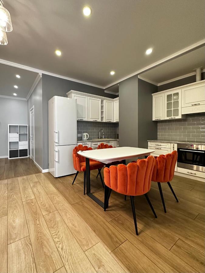 Gagarin Plaza Stylish Apartment Odessa Buitenkant foto