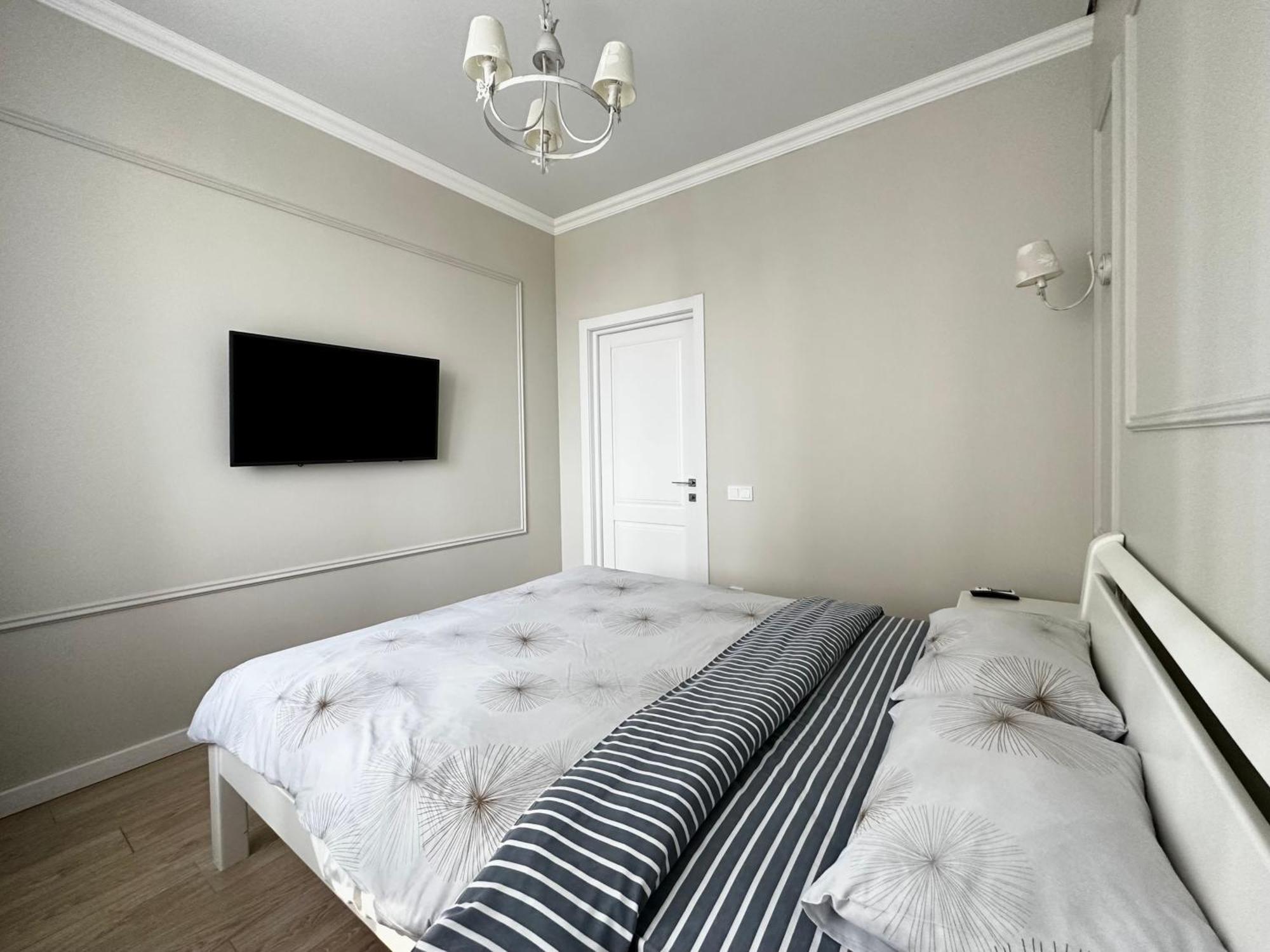 Gagarin Plaza Stylish Apartment Odessa Buitenkant foto